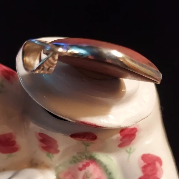 Elegant Pink Pendant Necklace - Picture 5 of 6